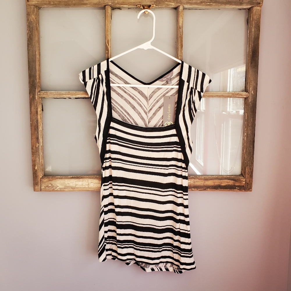 Daisy Fuentes Striped Square Neck Blouse